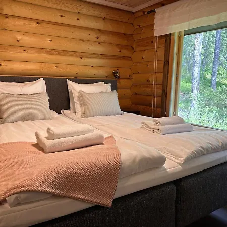 Riverside Hiekkaranta Villa *