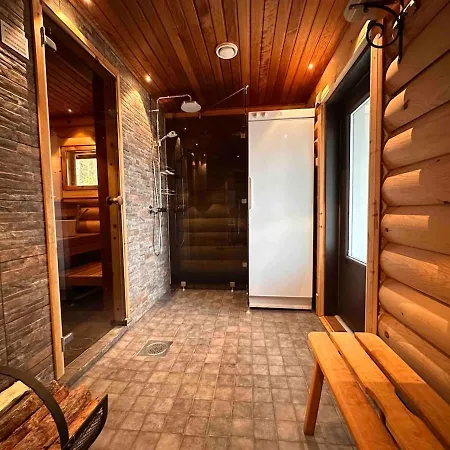 Riverside Hiekkaranta Villa *