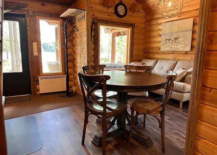 别墅 Riverside Hiekkaranta *