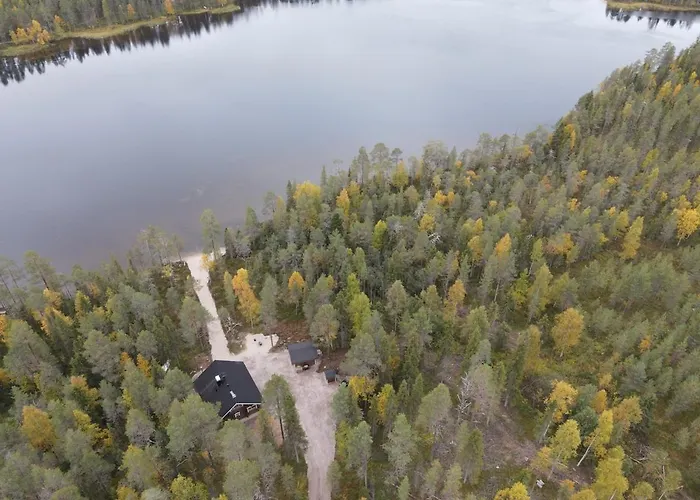 Riverside Hiekkaranta 别墅