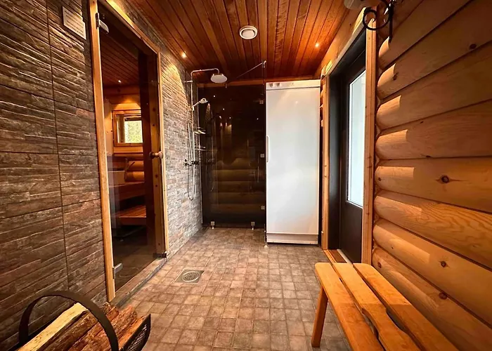 Riverside Hiekkaranta 别墅 *